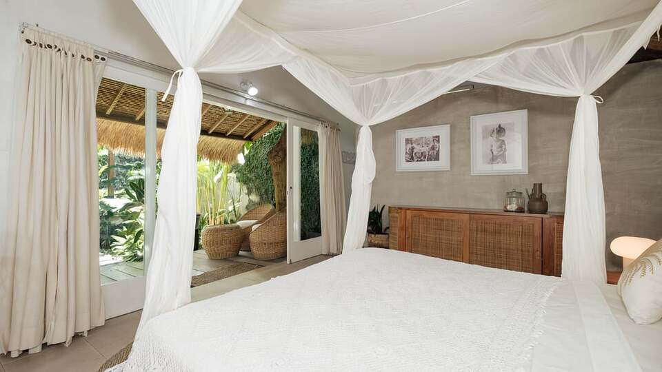 5 Star Villa Celeste – Tropical Seminyak Haven