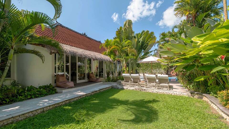 5 Star Villa Celeste – Tropical Seminyak Haven