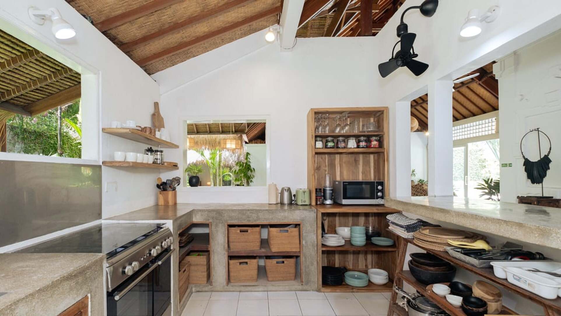 5 Star Villa Celeste – Tropical Seminyak Haven