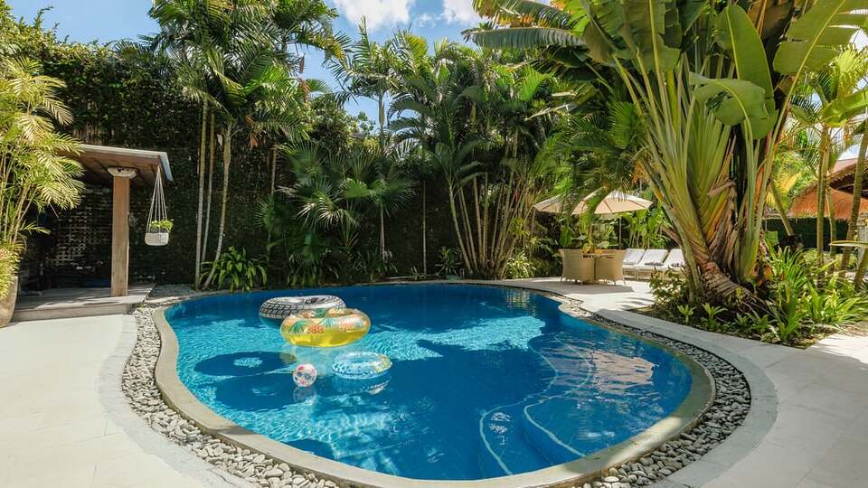 5 Star Villa Celeste – Tropical Seminyak Haven