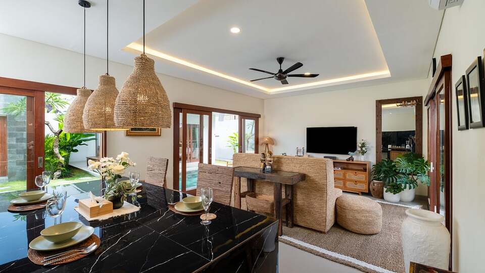 5 Star Villa Lange 2 – Serene Seminyak Escape
