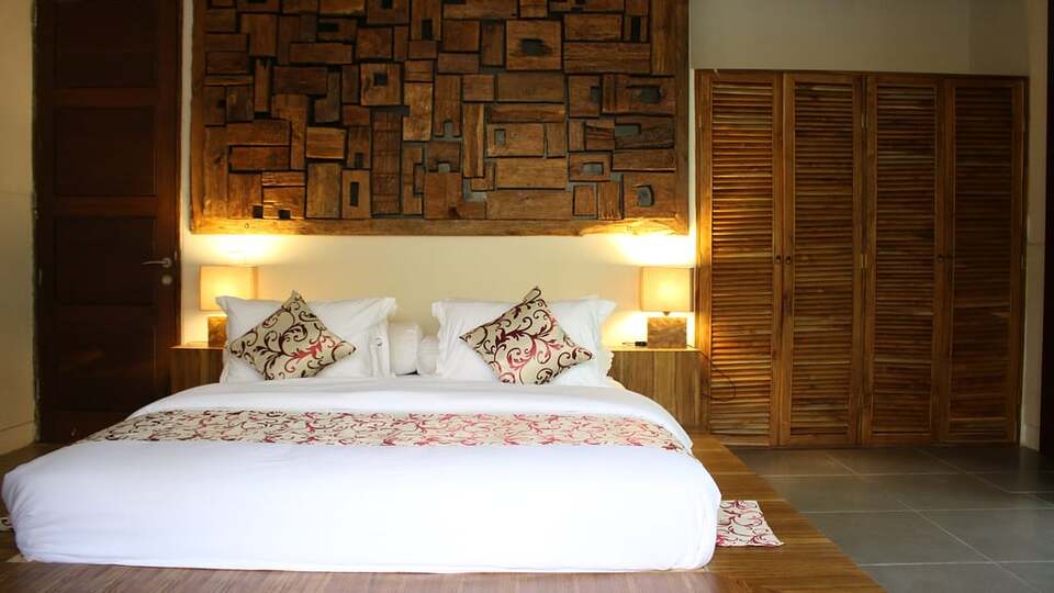 5 Star Alarte Estate – Elegant Seminyak Escape