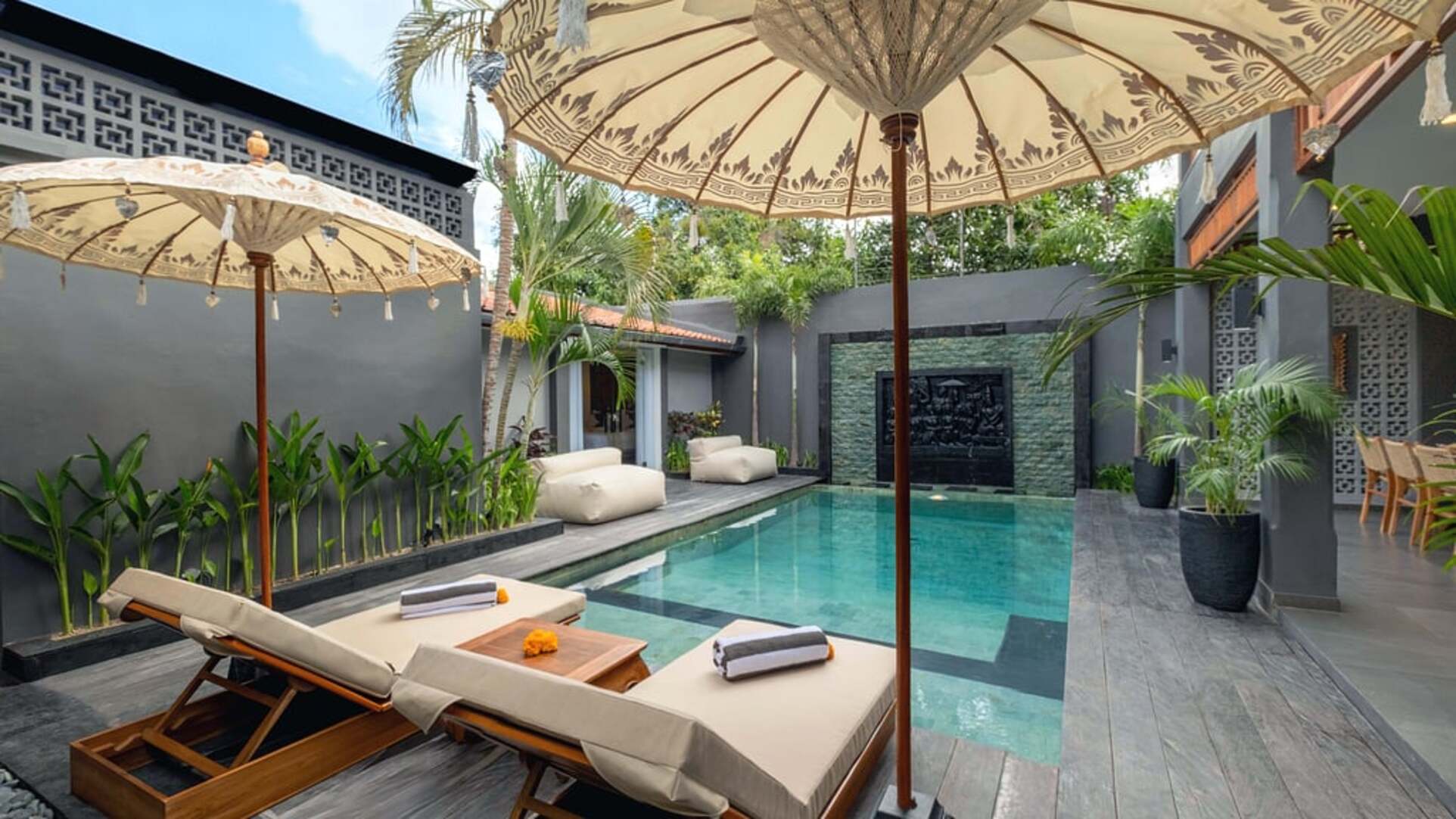 5 Star Alarte Estate – Elegant Seminyak Escape
