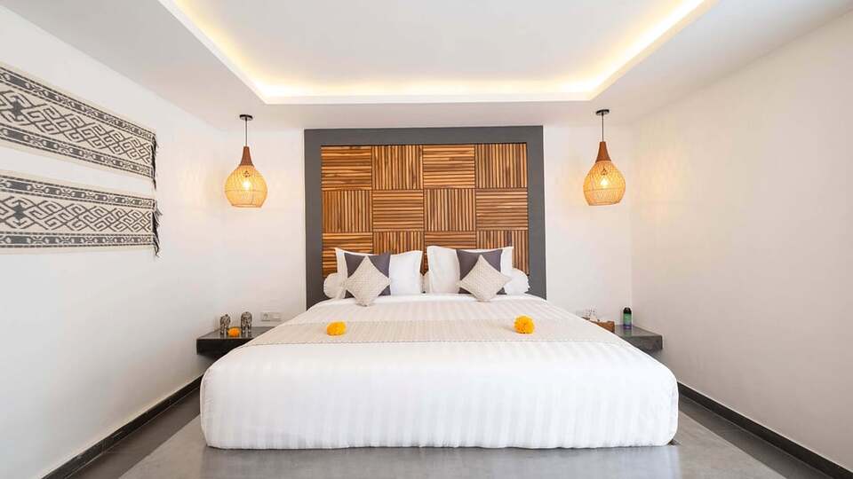 5 Star Alarte Estate – Elegant Seminyak Escape