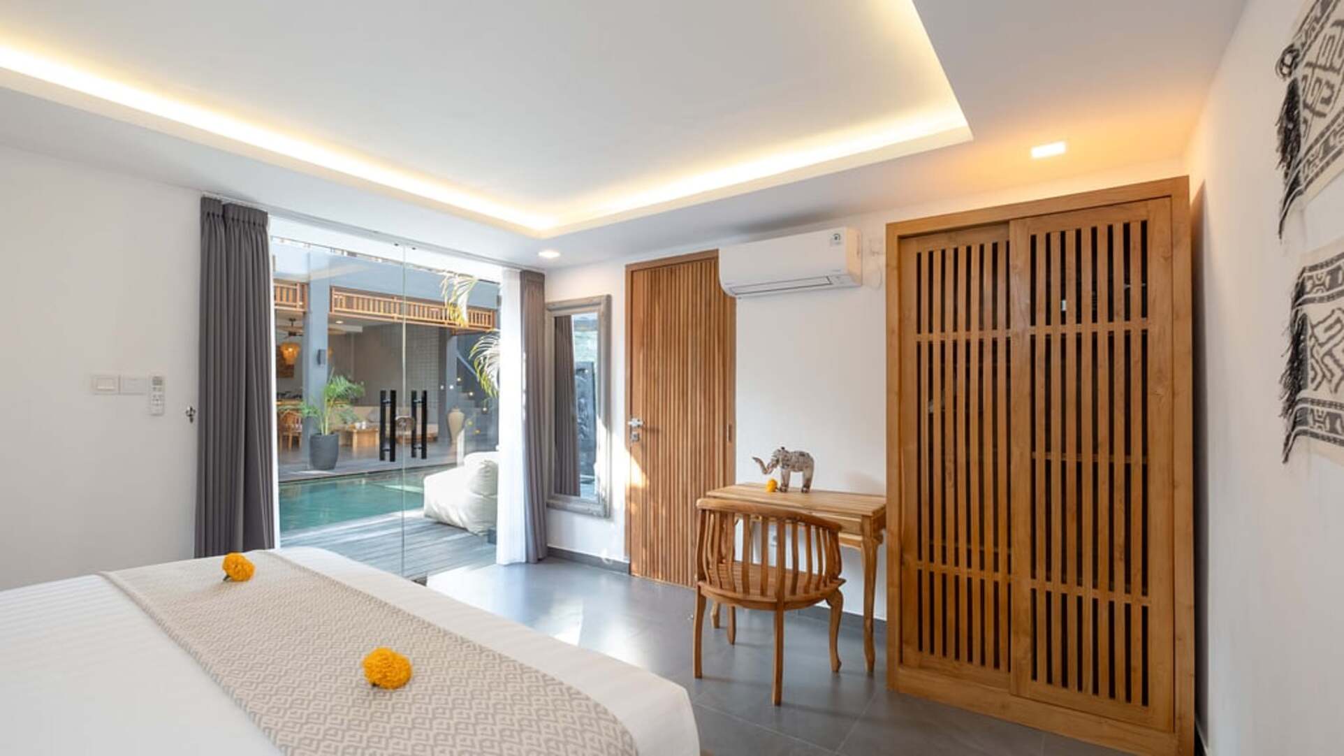 5 Star Alarte Estate – Elegant Seminyak Escape