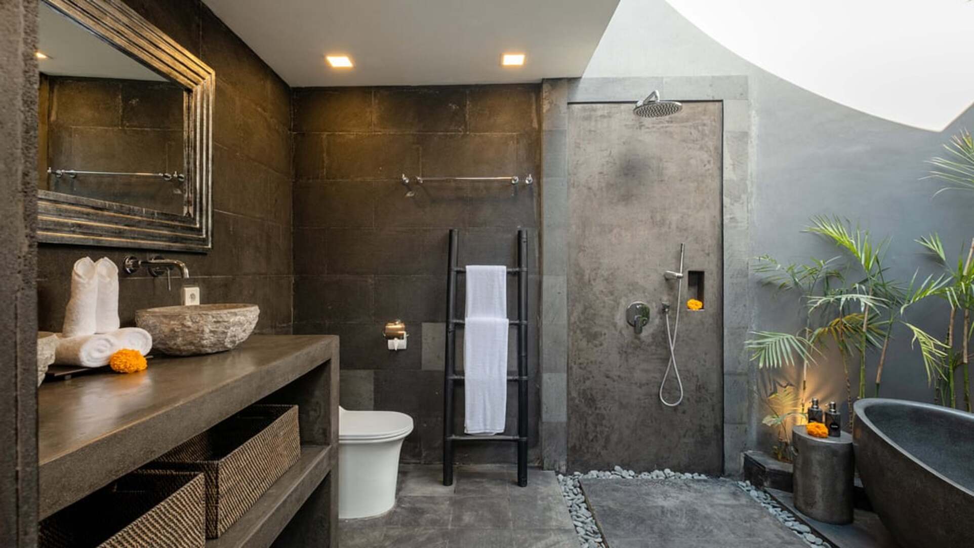 5 Star Alarte Estate – Elegant Seminyak Escape