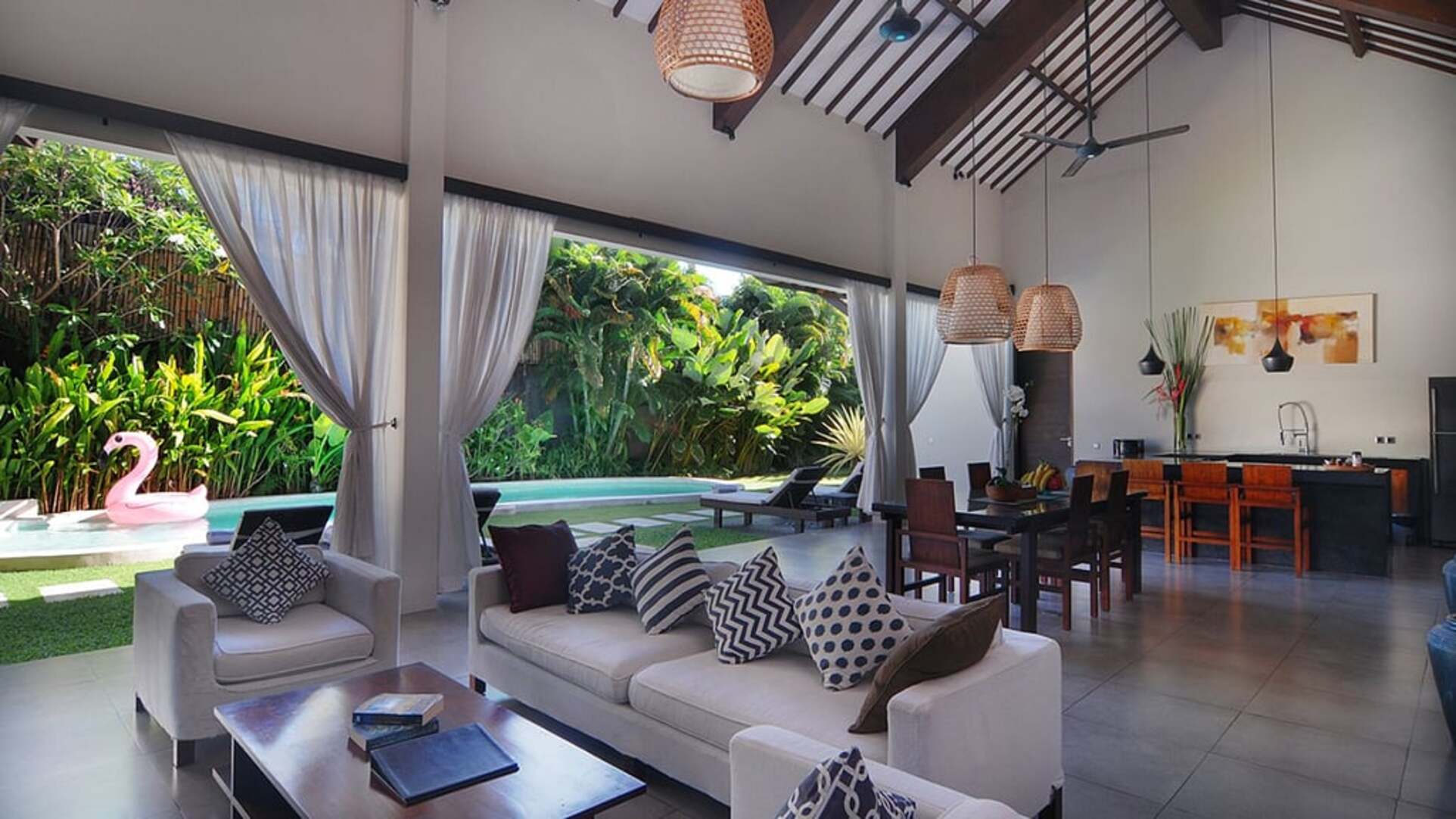 5 Star Alice Estate – Serene Seminyak Estate