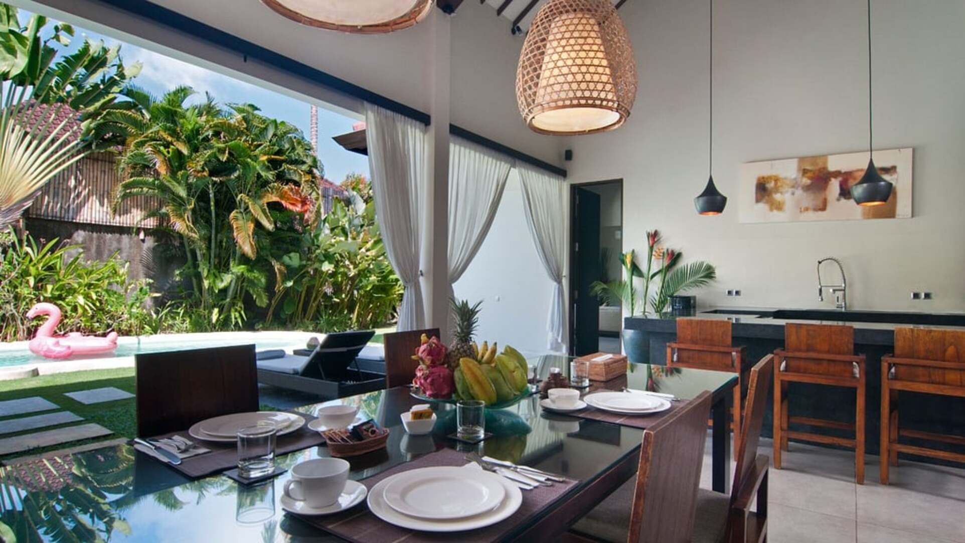 5 Star Alice Estate – Serene Seminyak Estate
