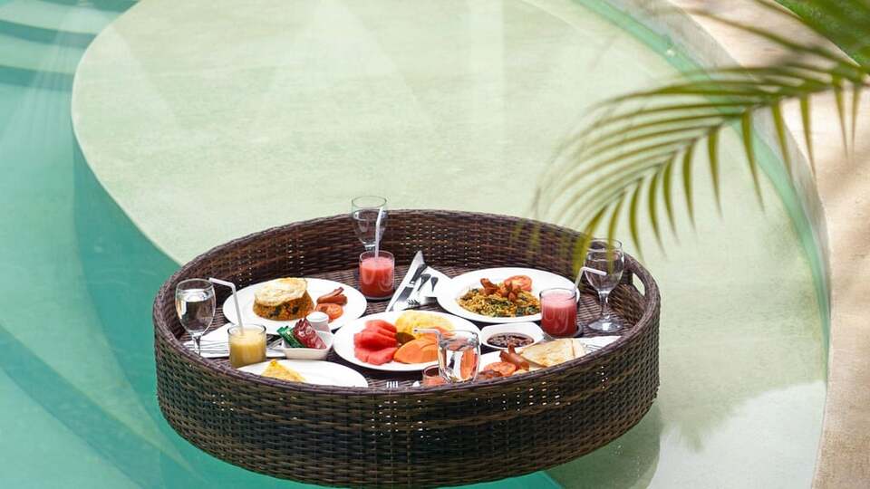 5 Star Alice Estate – Serene Seminyak Estate
