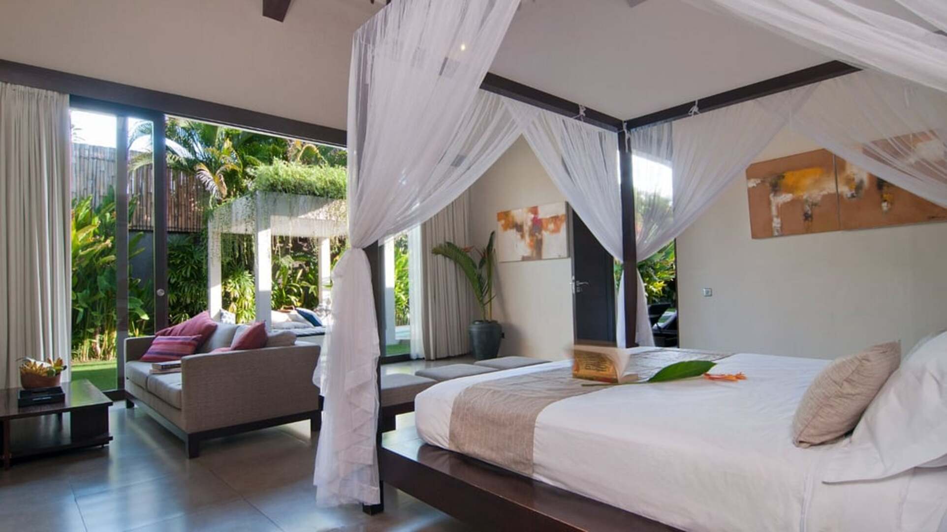 5 Star Alice Estate – Serene Seminyak Estate