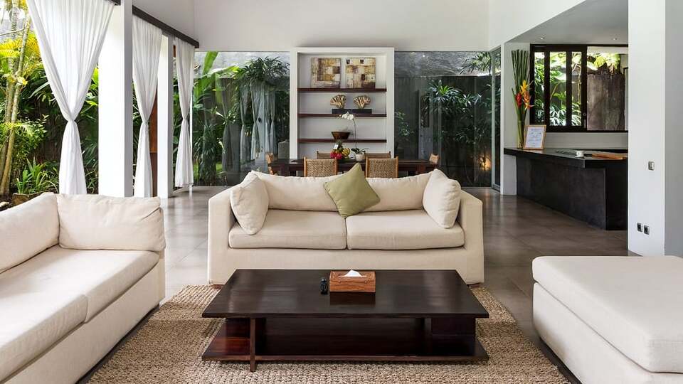 5 Star Alice Estate – Serene Seminyak Estate