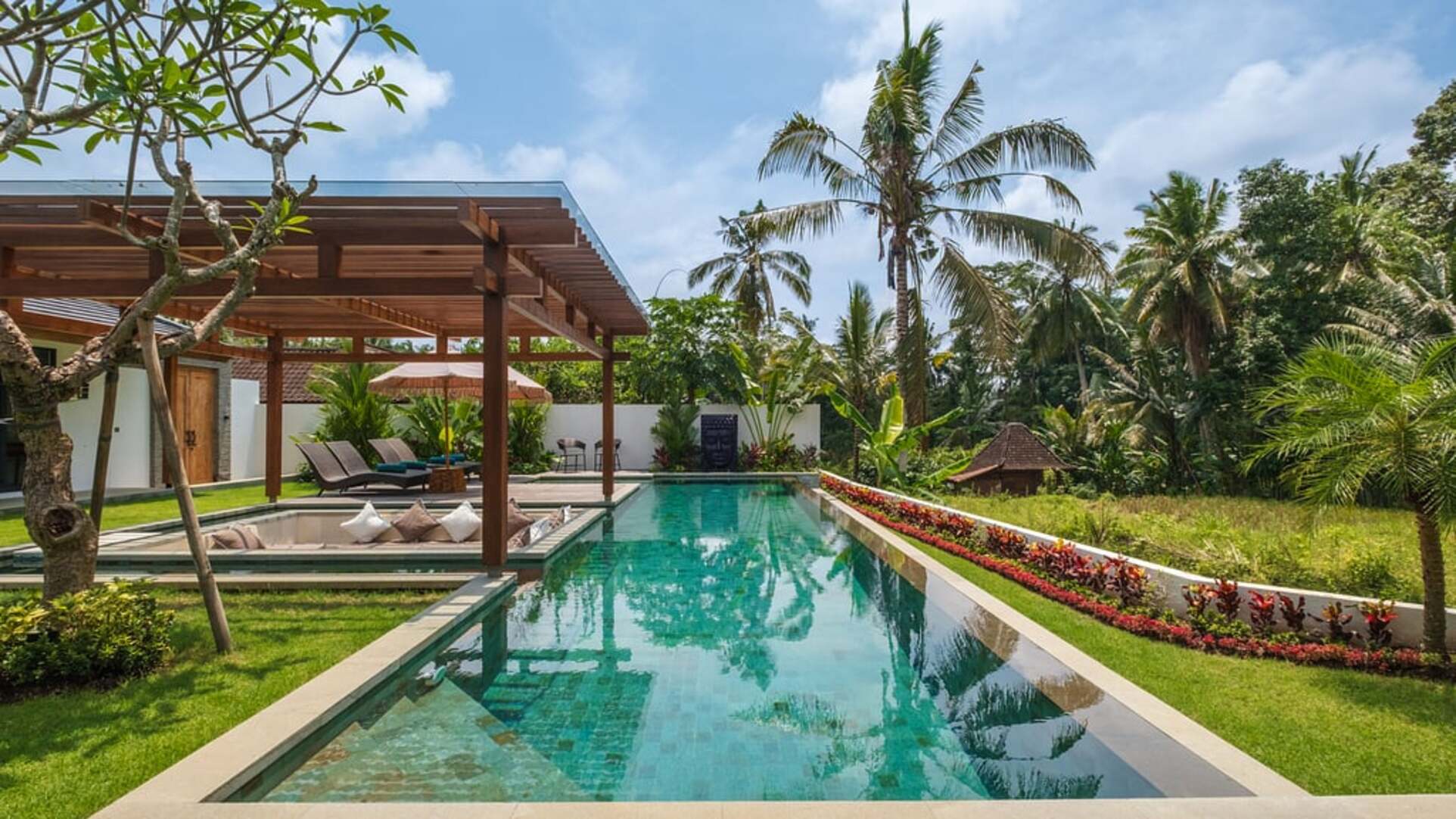 5 Star Villa Suka Sawah – Ricefield Serenity