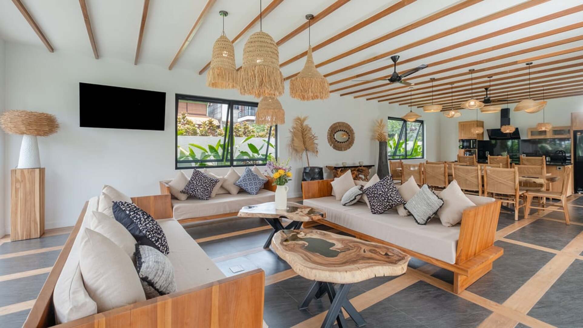 5 Star Villa Suka Sawah – Ricefield Serenity