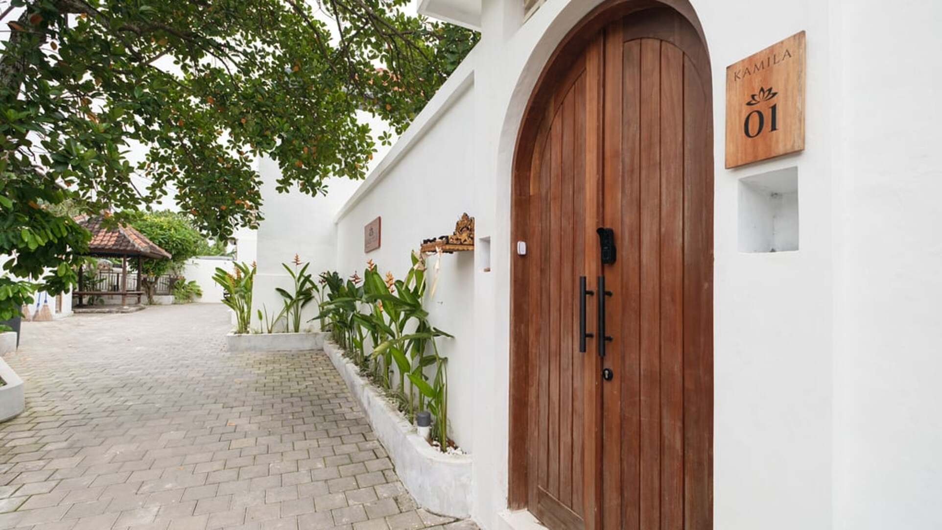 5 Star Kamila Villa 1 – Stylish Seminyak Hideaway