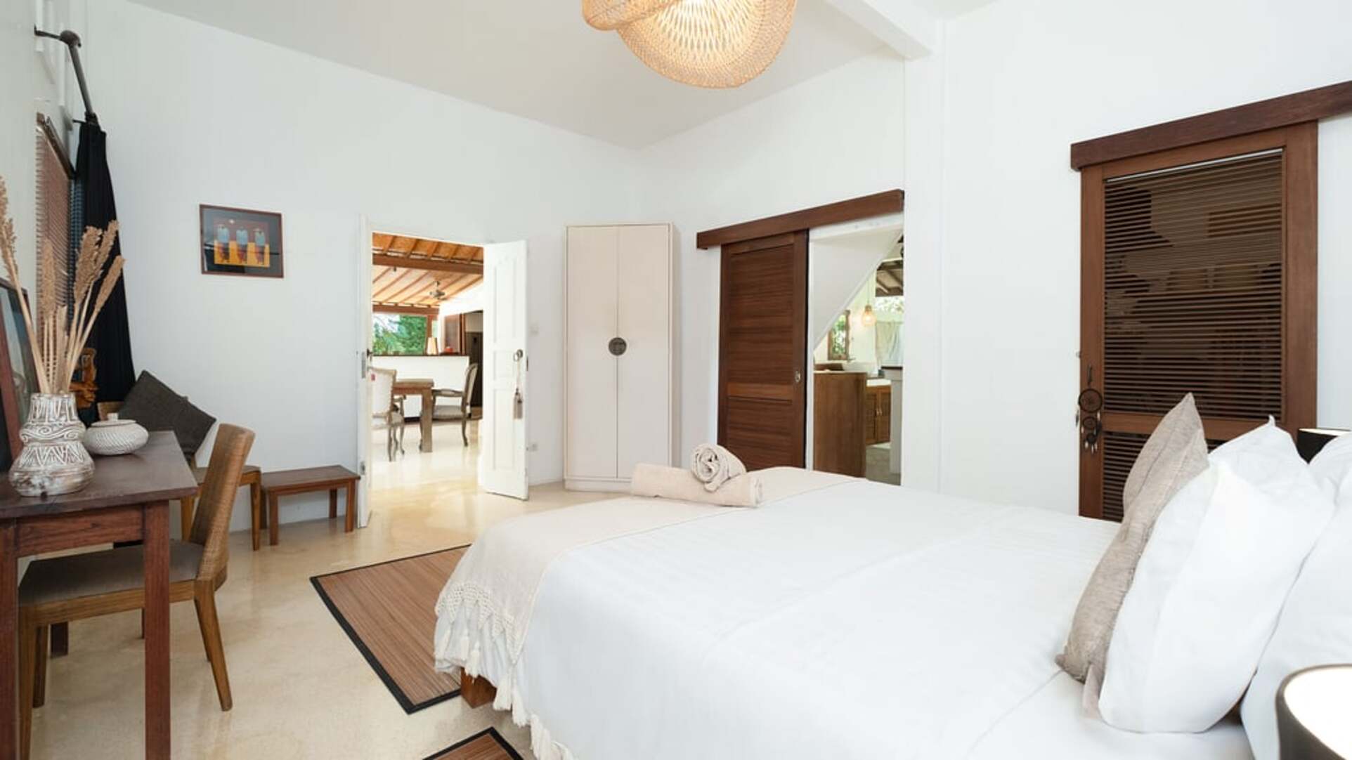 5 Star Villa Mogi – Serene Garden Escape