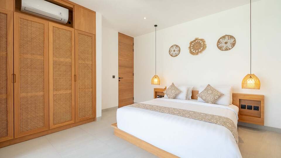 5 Star Villa Loona Palm Villa 2 - Contemporary Tropical Escape