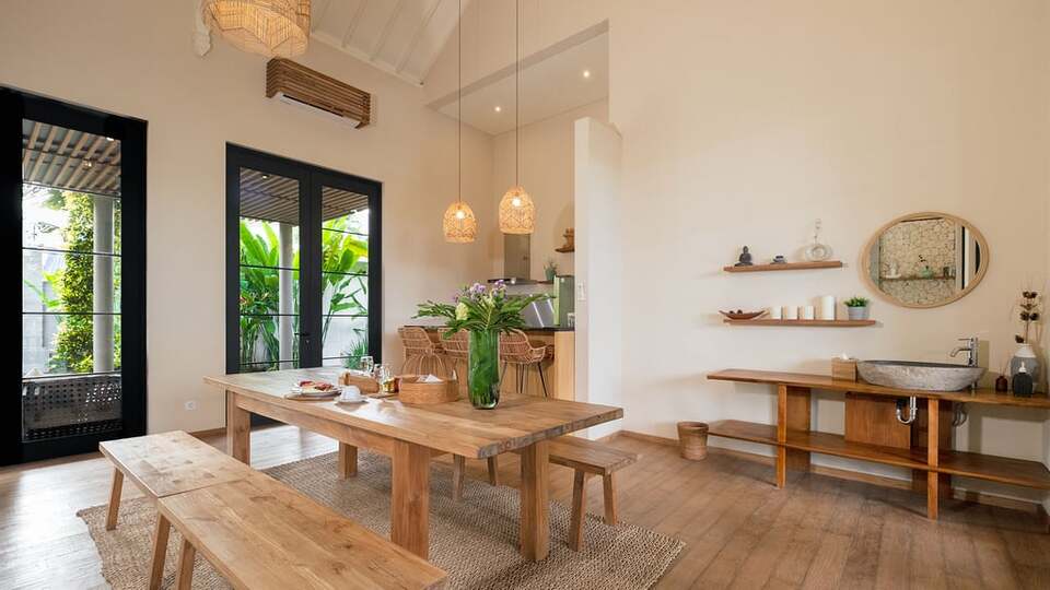 5 Star M Villa 318 Canggu - Tropical Elegance