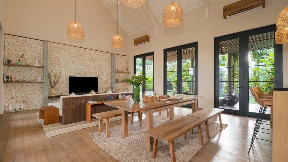 5 Star M Villa 318 Canggu - Tropical Elegance
