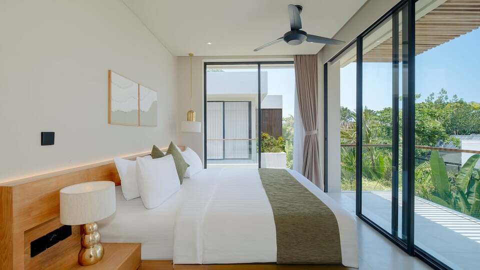 5 Star Loona Palm Seseh Estate - Modern Coastal Serenity