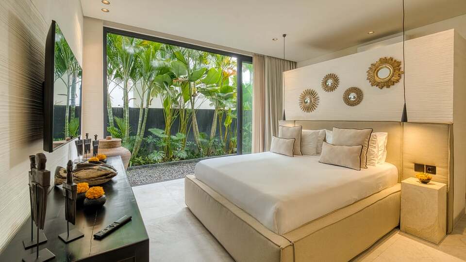 5 Star Villa Amara - Contemporary Tropical Luxury