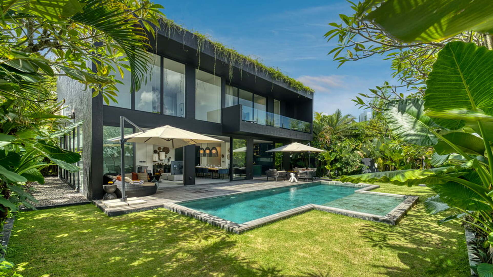 5 Star Villa Amara - Contemporary Tropical Luxury