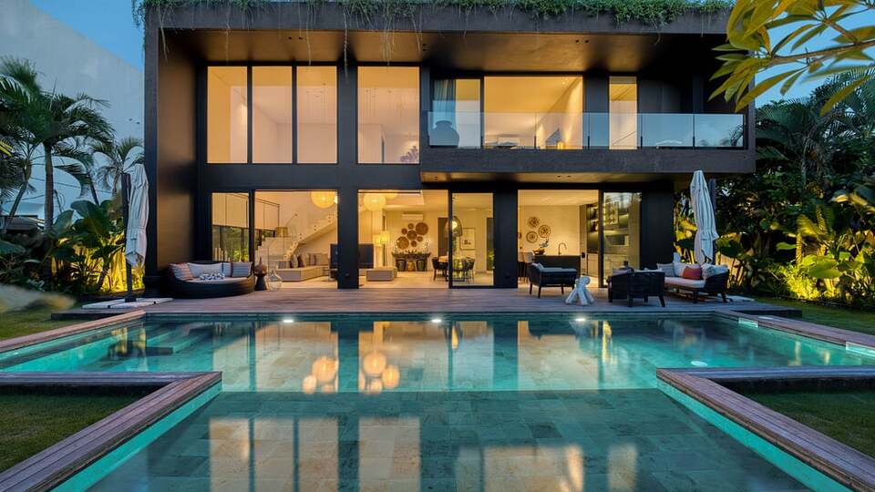 5 Star Villa Amara - Contemporary Tropical Luxury, Umalas, Indonesia