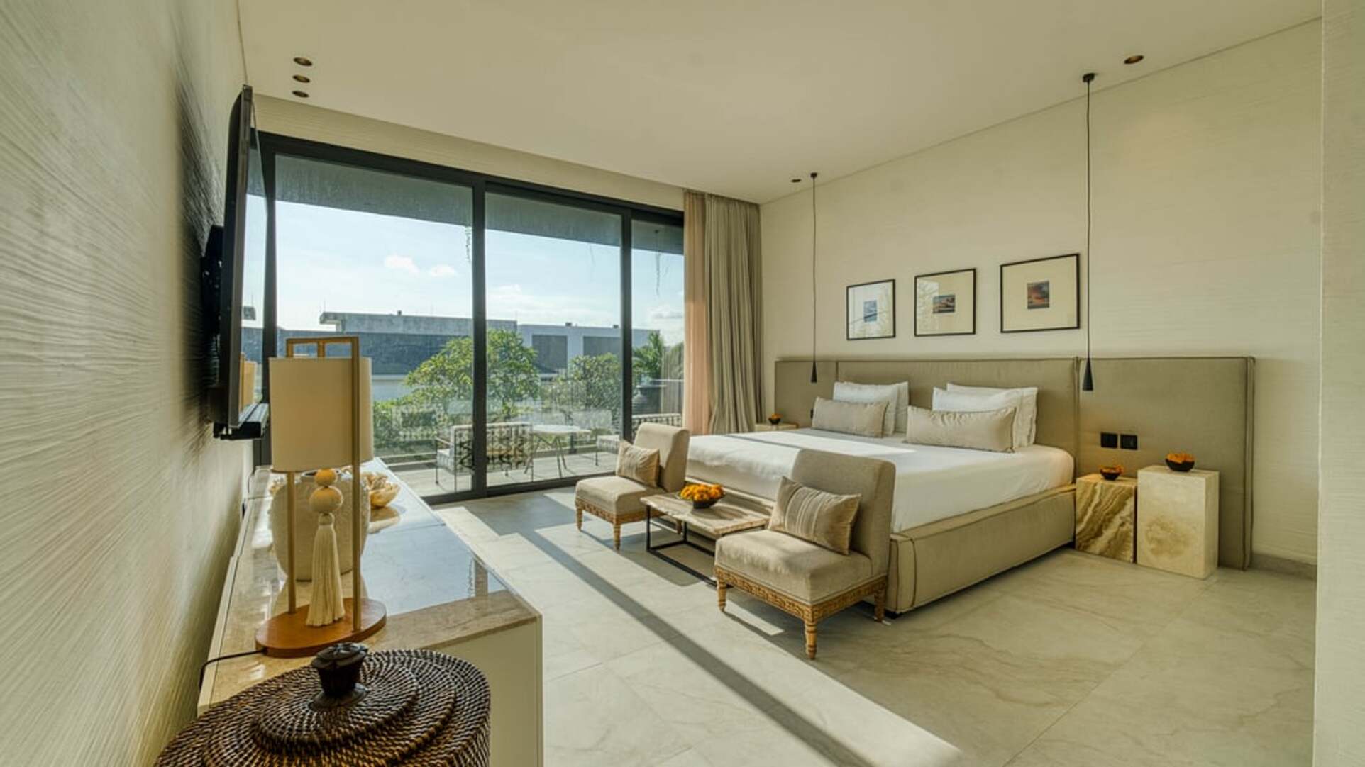 5 Star Villa Amara - Contemporary Tropical Luxury