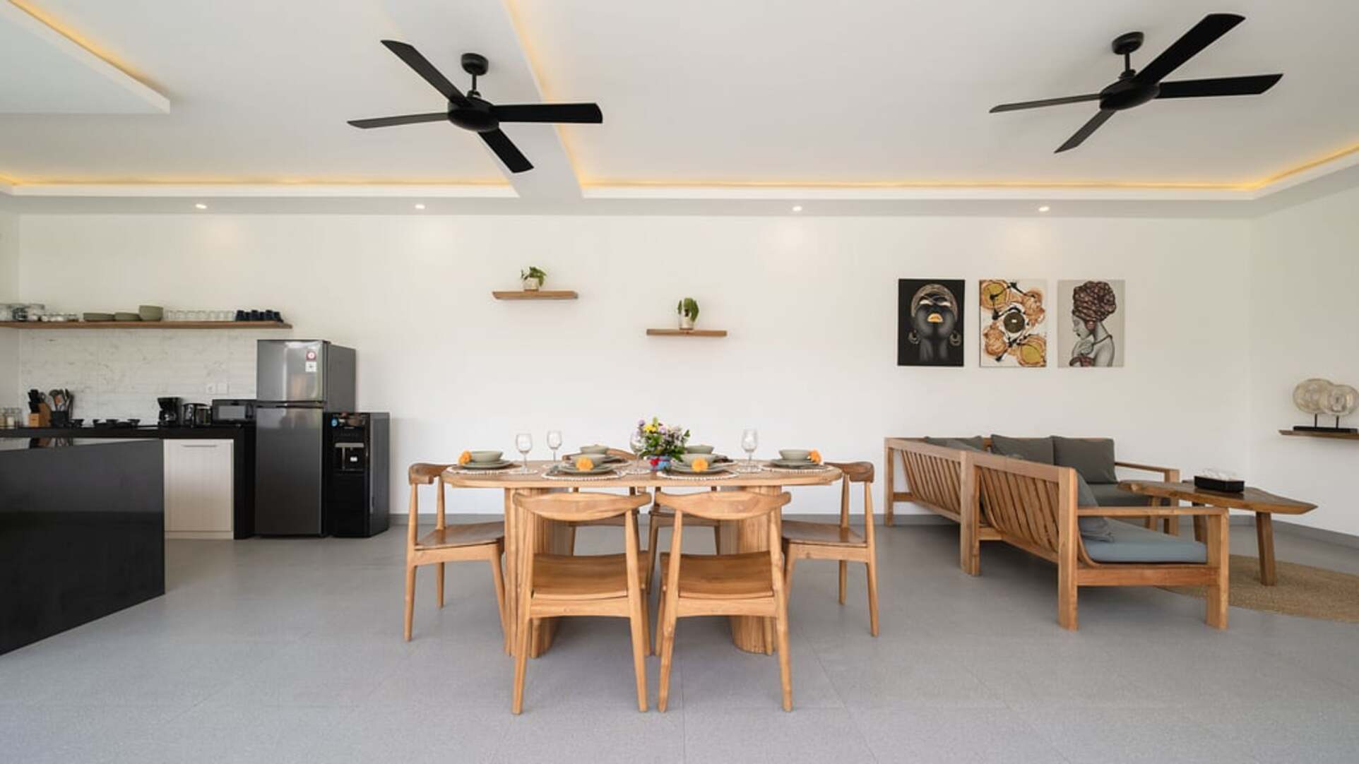 5 Star Villa Kuwait - Contemporary Tropical Escape