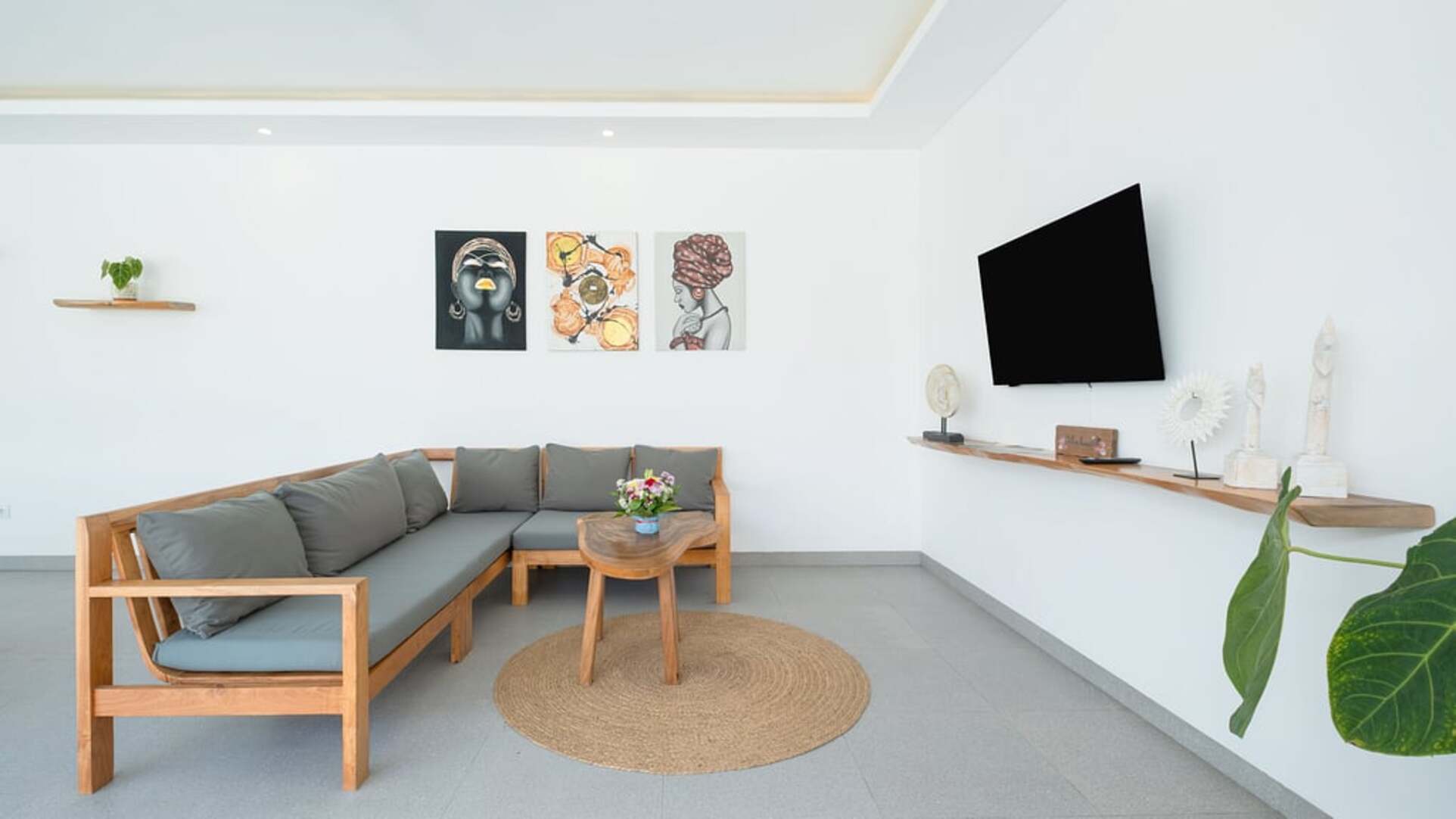 5 Star Villa Kuwait - Contemporary Tropical Escape