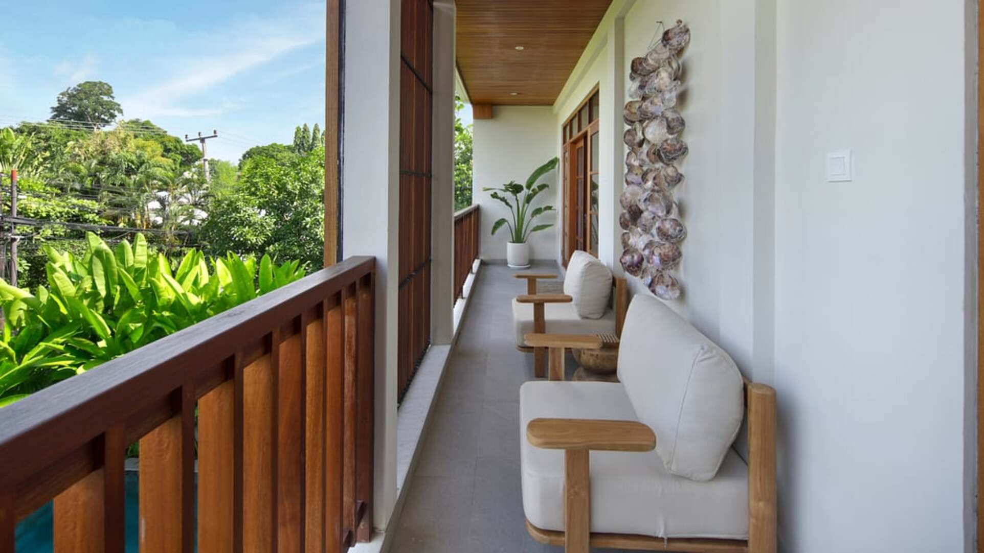 5 Star Villa Reviva - Contemporary Seminyak Escape