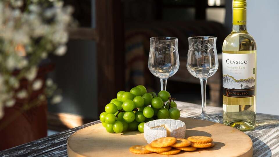 5 Star Villa V Seminyak - Balinese Tropical Charm
