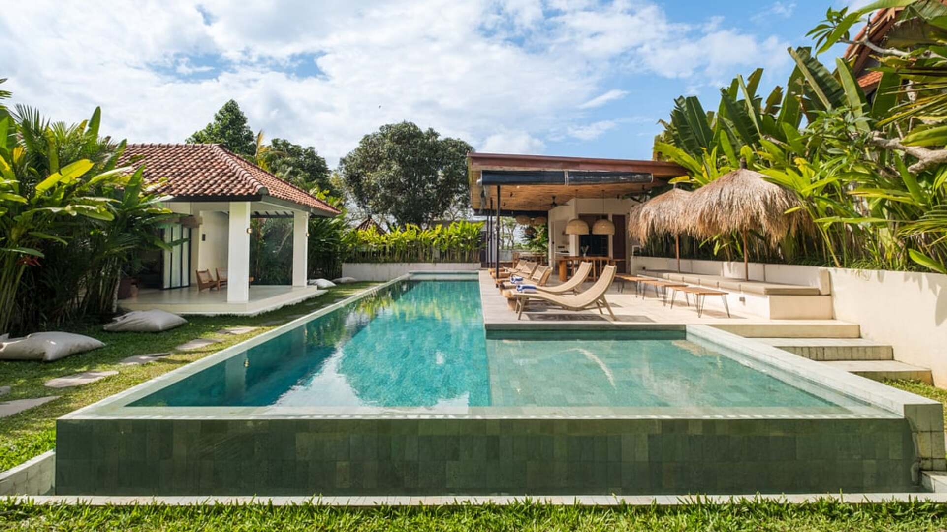 5 Star Lexington Palace Villa – Private Tropical Estate