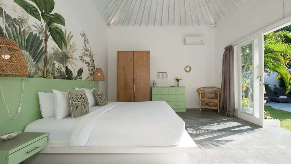 5 Star Villa Mas 3 Seminyak – Chic Tropical Escape