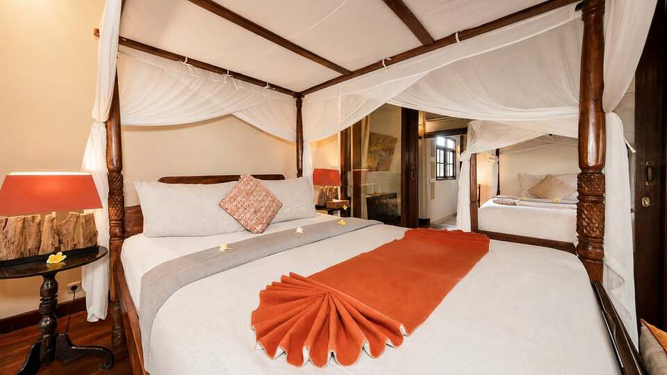 5 Star Villa Hangat – Tropical Balinese Sanctuary