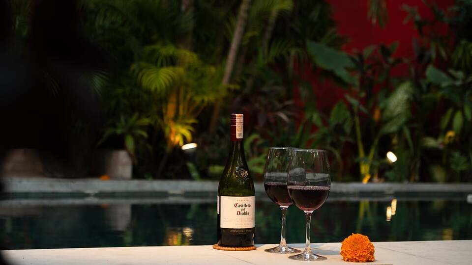 5 Star Villa Hangat – Tropical Balinese Sanctuary