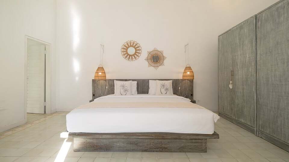 5 Star Villa Mas 4 Seminyak – Elegant Island Retreat