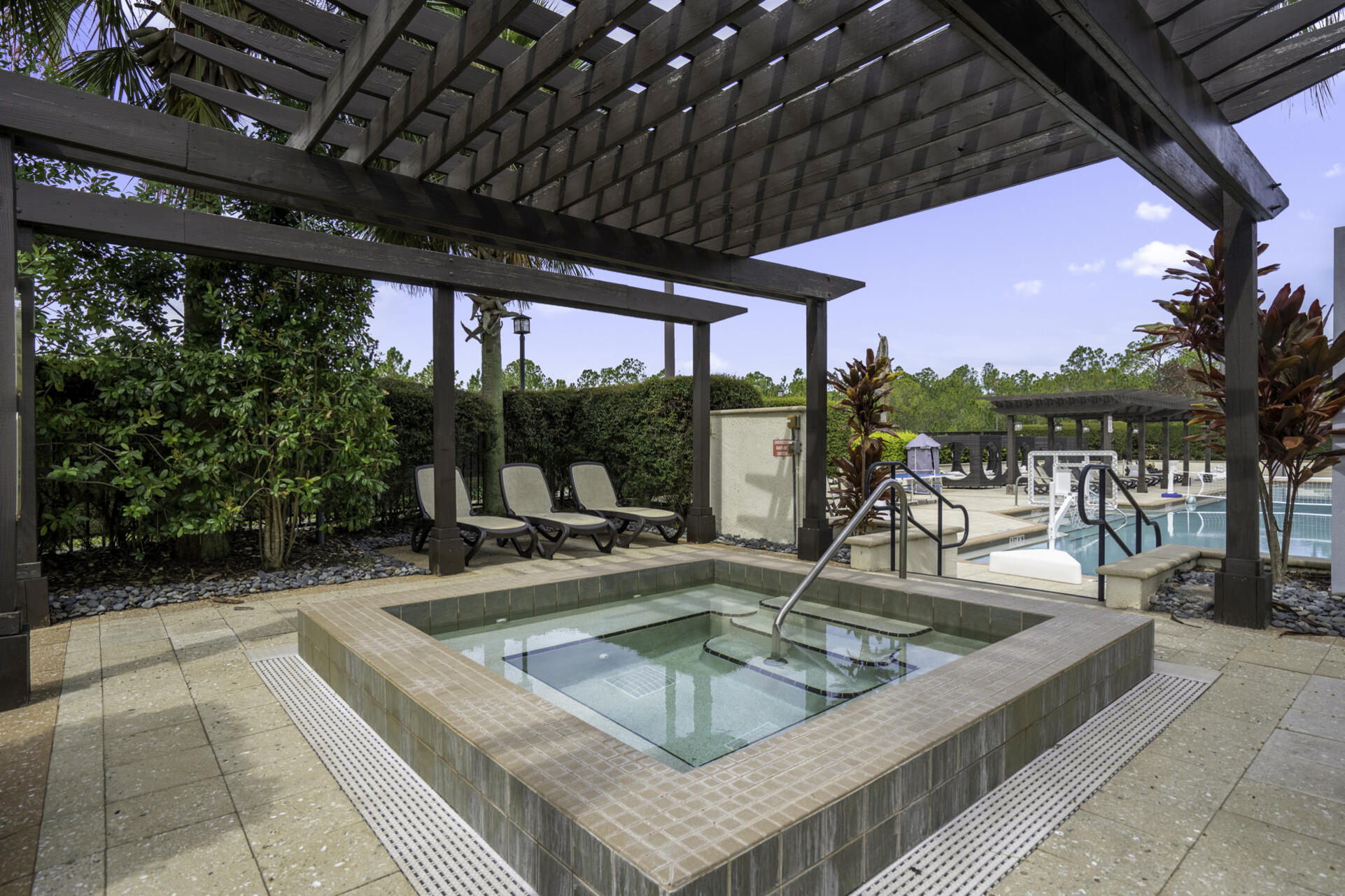 Spa overlooking the Pool