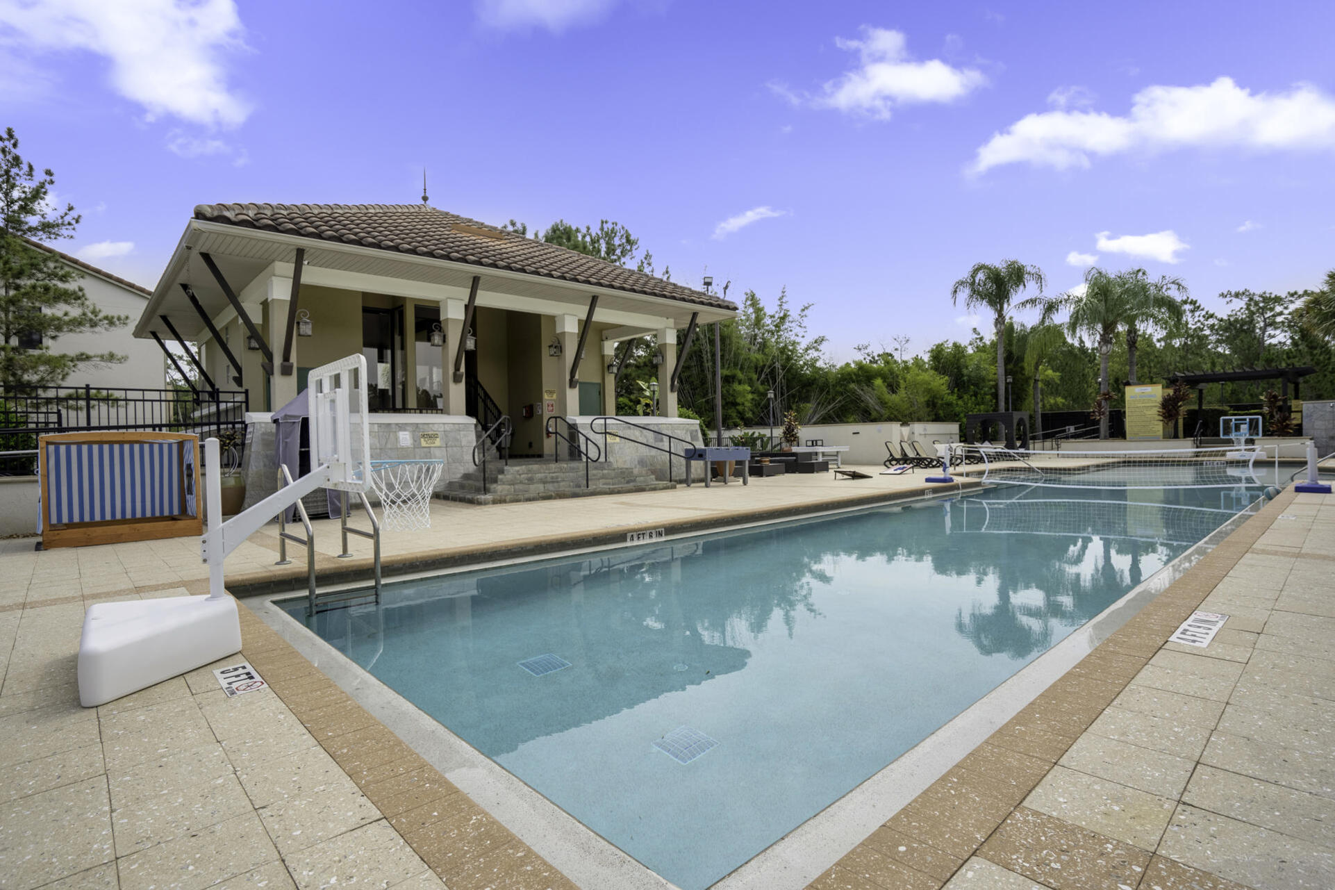 Pool (Angle)