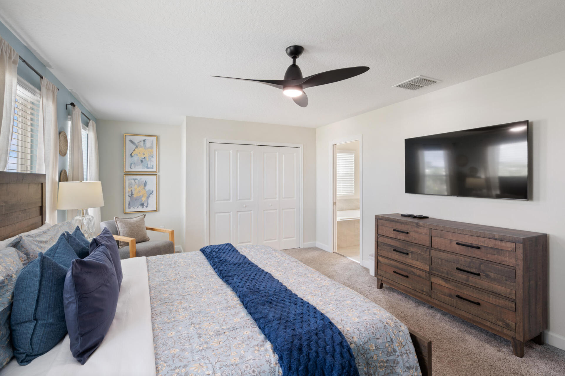 Master King Bedroom 1 Upstairs Attached Bathroom 55" Smart TV