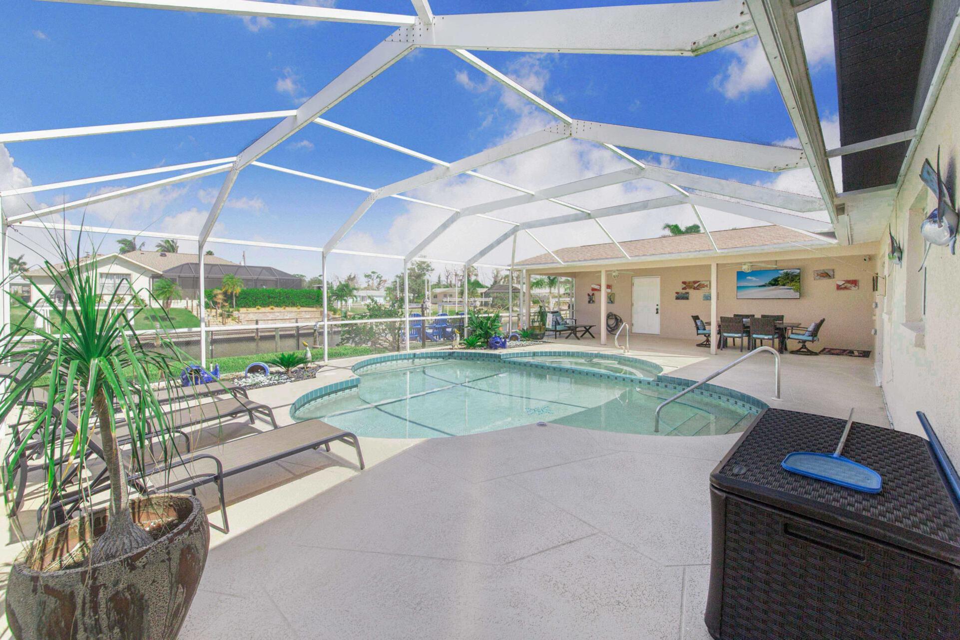 Sparkling pool overlooking the canal. Pool size: 23' x 12' x 5.5'