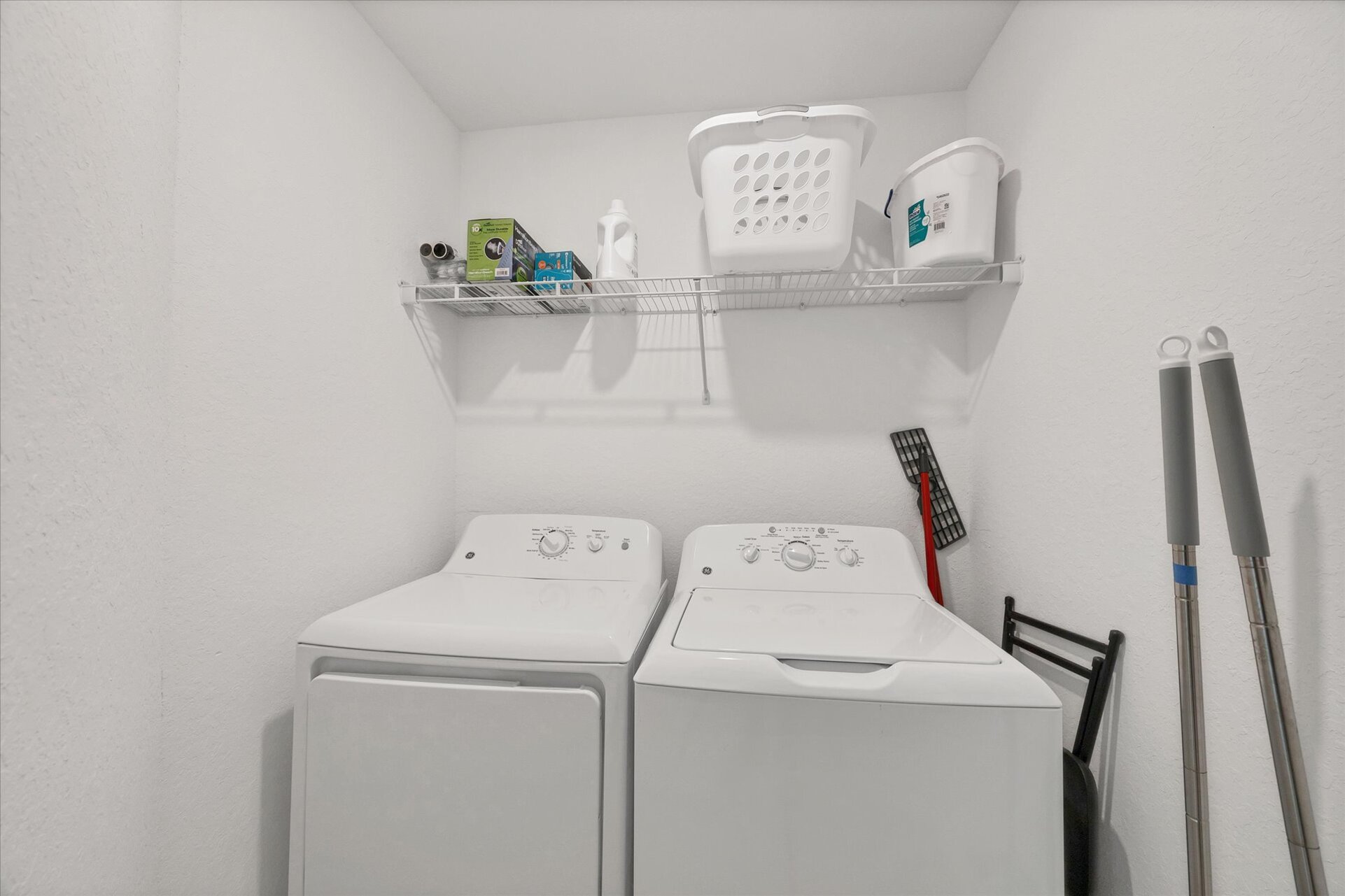 Full-size washer & dryer
