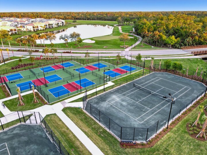 Tennis/Pickleball Courts
