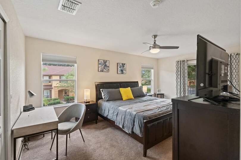 Master King Bedroom 2 Upstairs 32" Roku TV