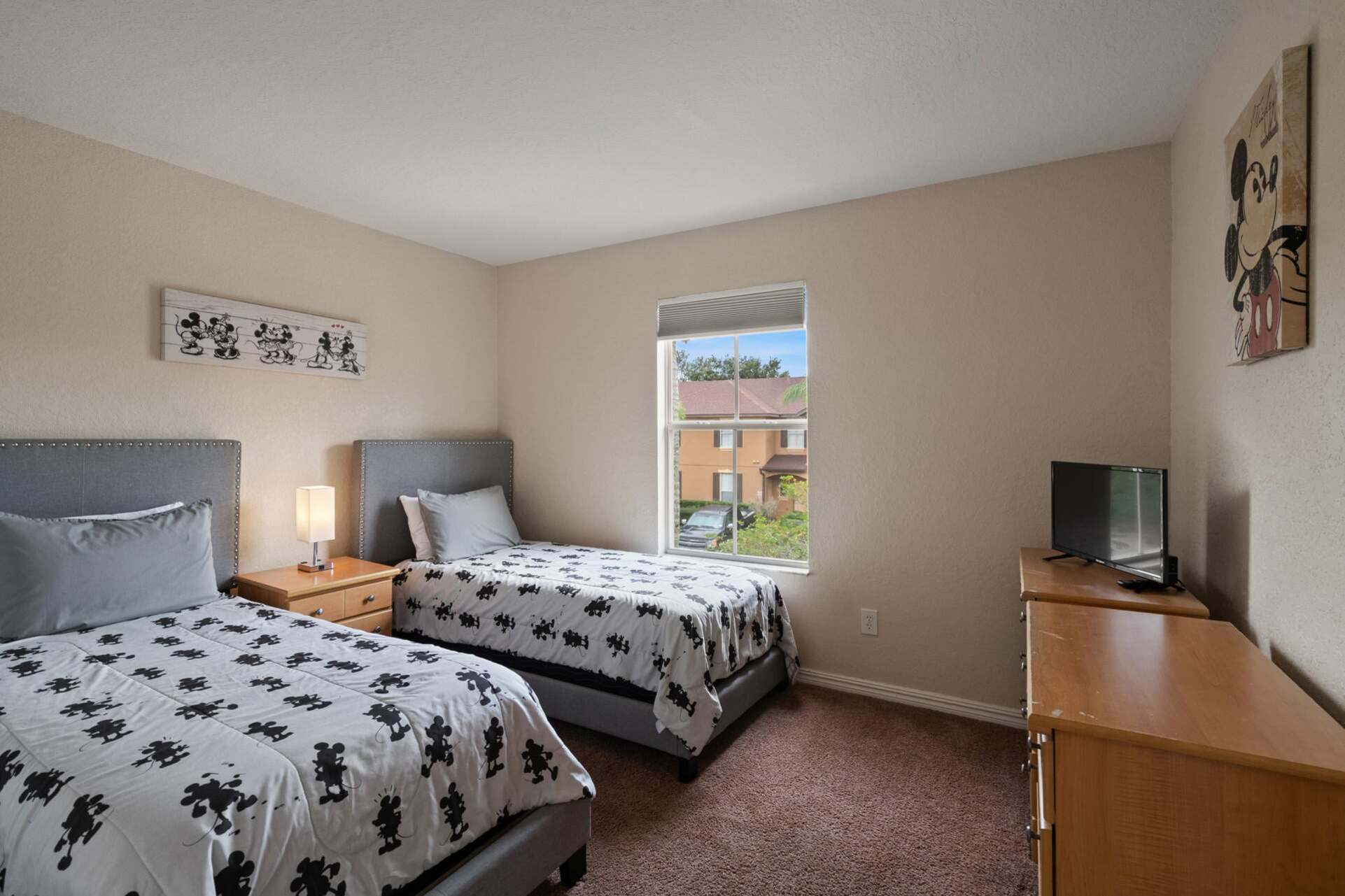 Two Twins Bedroom 4 Upstairs 24" Roku TV Mickey Theme