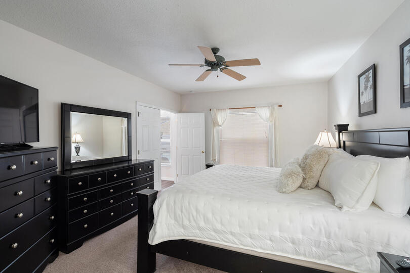 Master King Bedroom 1