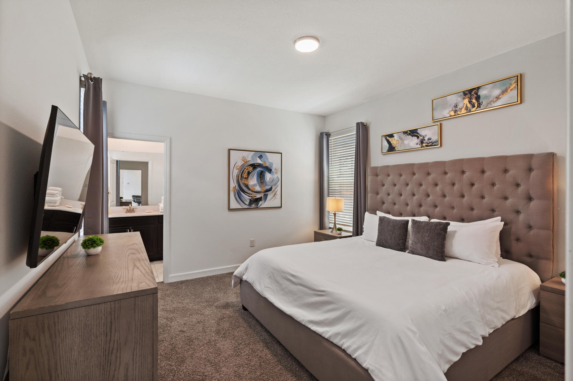 Master King Bedroom 1 Downstairs Attached Bathroom 50" Smart TV