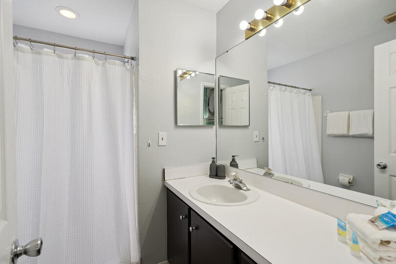 King/Double Suite Bathroom Shower