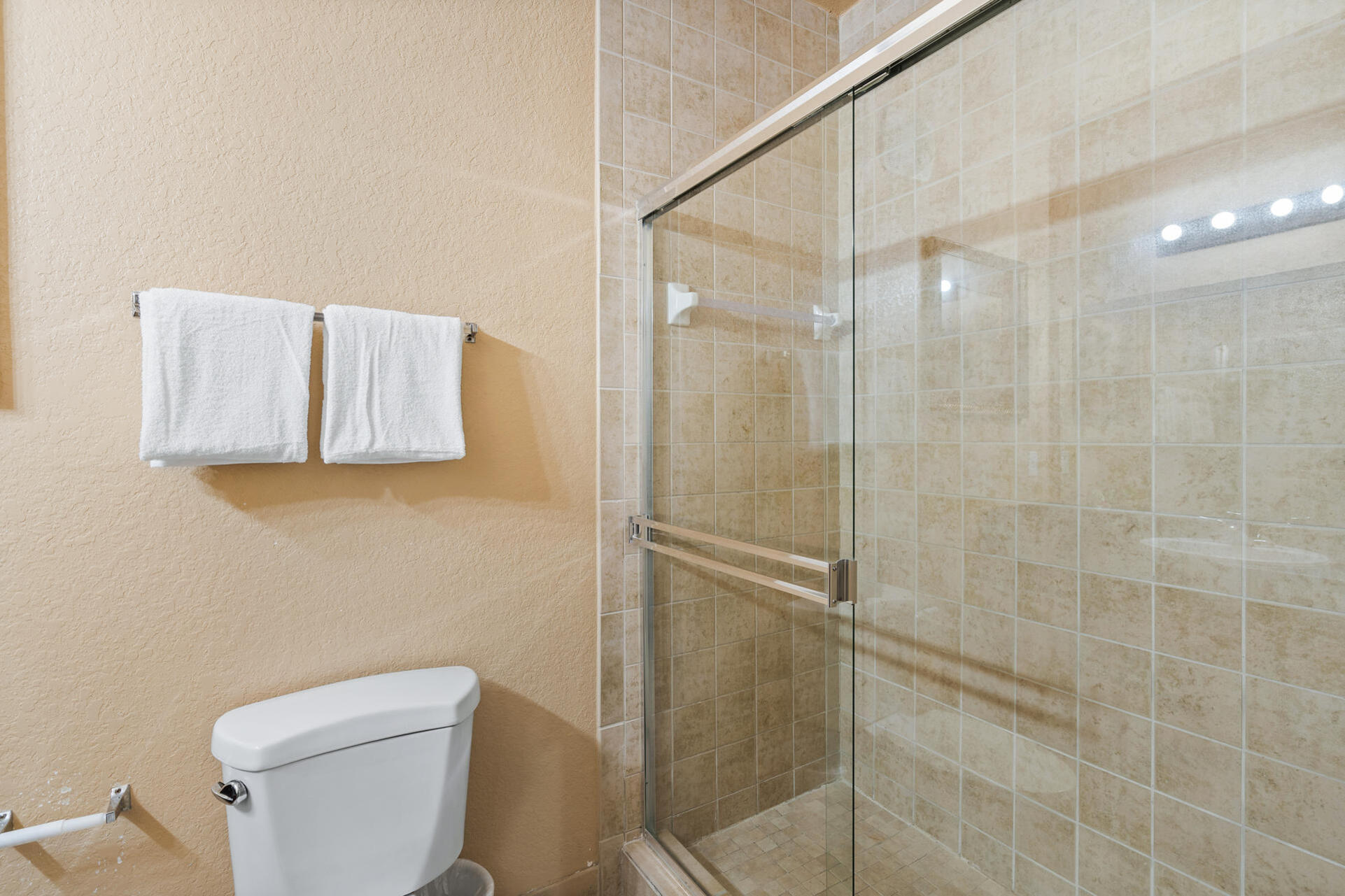 Master Queen Bathroom 1 Shower